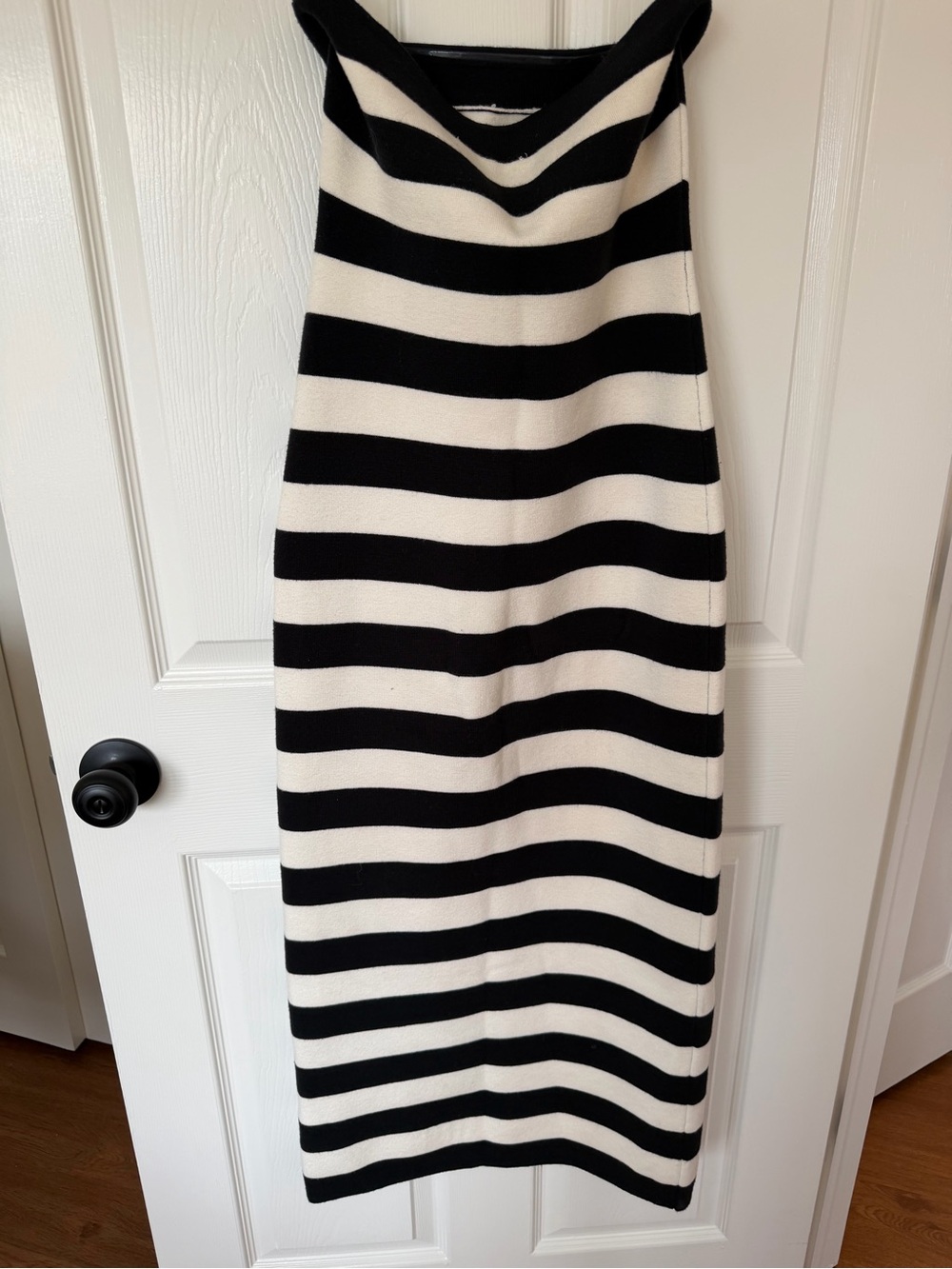 Abercrombie & Fitch Black and White Strapless Striped Dress